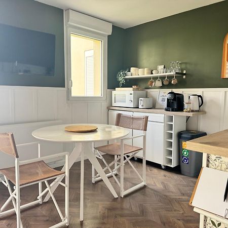 Studio La Petite Oasis- Ideal Couple - Calme - Balcon Sud - Lumineux - 10Min Du Centre & Plage - Proche Centre Juno Beach - Wifi Courseulles-sur-Mer Exterior photo