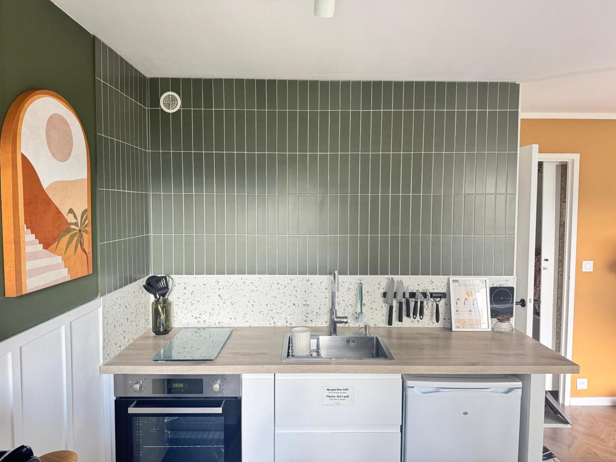 Studio La Petite Oasis- Ideal Couple - Calme - Balcon Sud - Lumineux - 10Min Du Centre & Plage - Proche Centre Juno Beach - Wifi Courseulles-sur-Mer Exterior photo